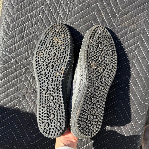 Men’s Water Shoes - Picture 2 of 4